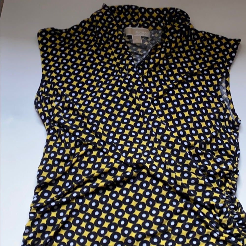 Michael Kors sleeveless shirt  size M
